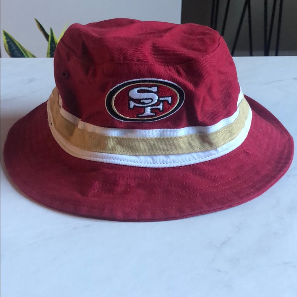 San Francisco 49ers Bucket Hat